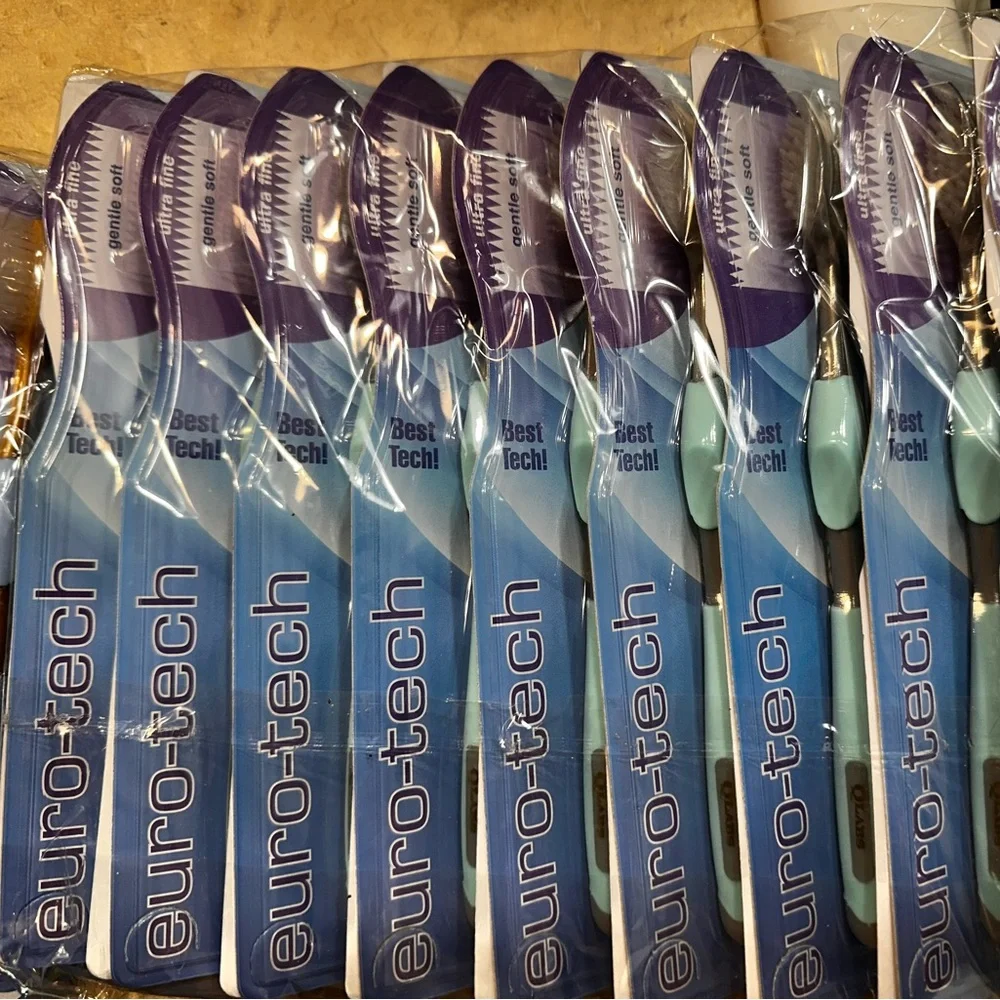 Toothbrushes Qlabs Euro-tech 18 pack toothbrushes